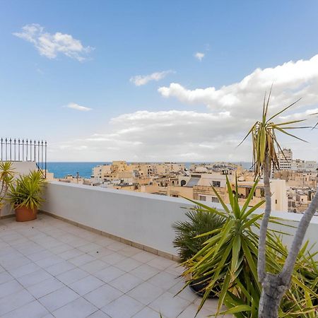 Stunning - Seaview Penthouse 3-Bed + Parking Apartment Sliema Exterior photo